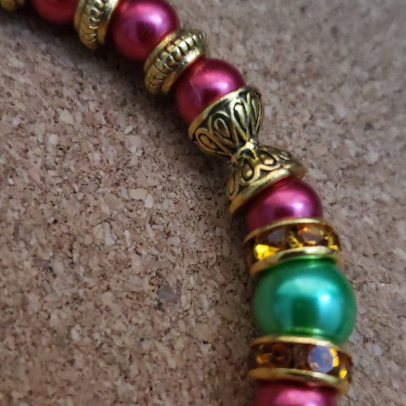 Handmade Gold bell Christmas bracelet - Picture 6 of 6